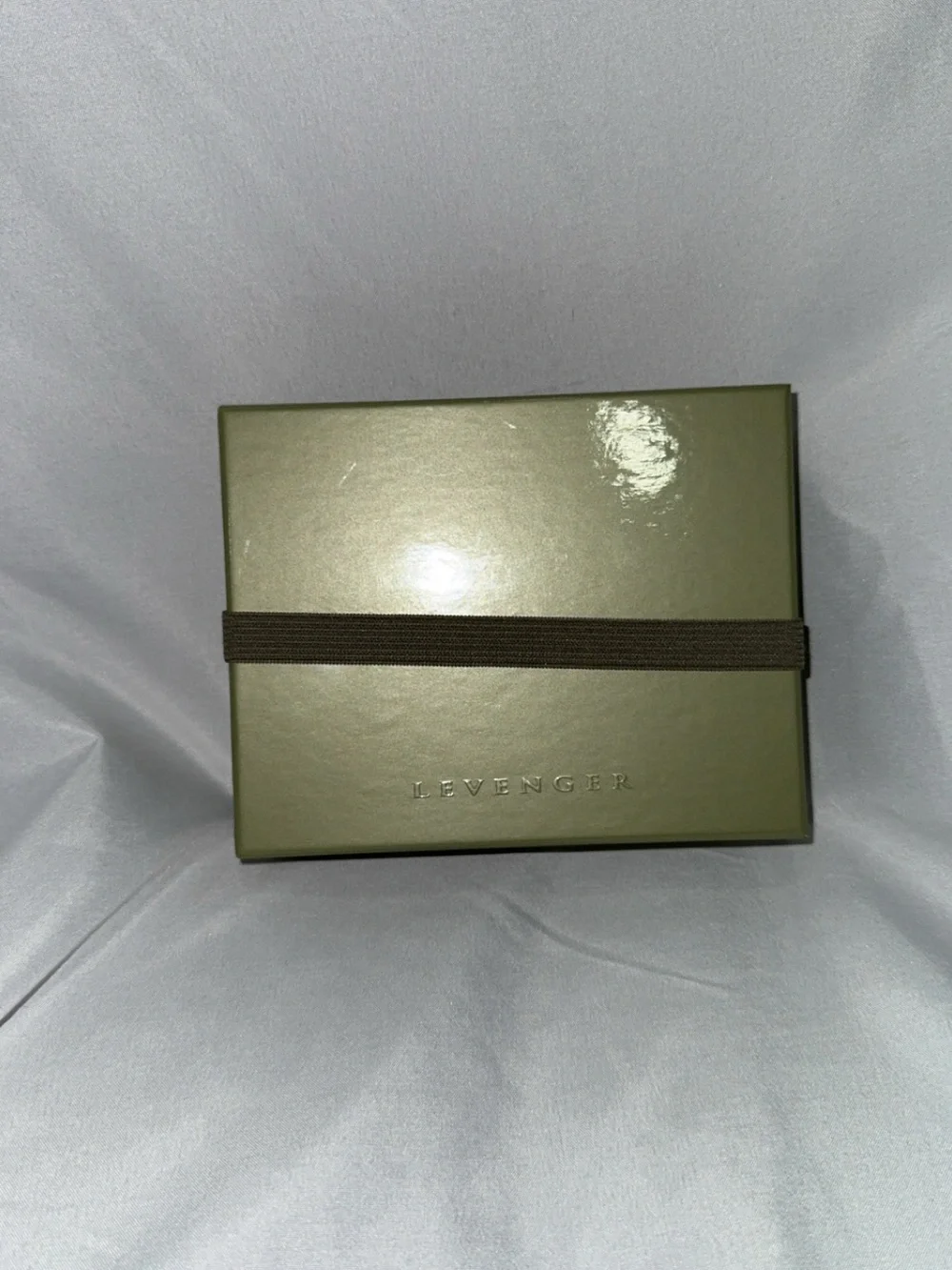 Levenger Bradley Black Pebbled & Smooth Leather Zip Accordion Card Holder